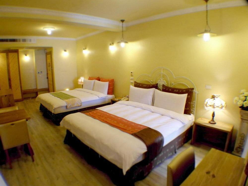 R&R Hotel Kaohsiung Kamer foto