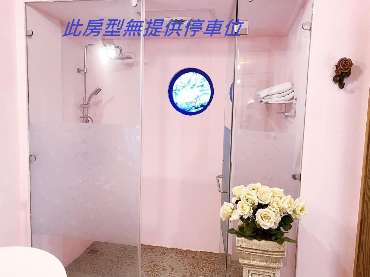 R&R Hotel Kaohsiung Buitenkant foto